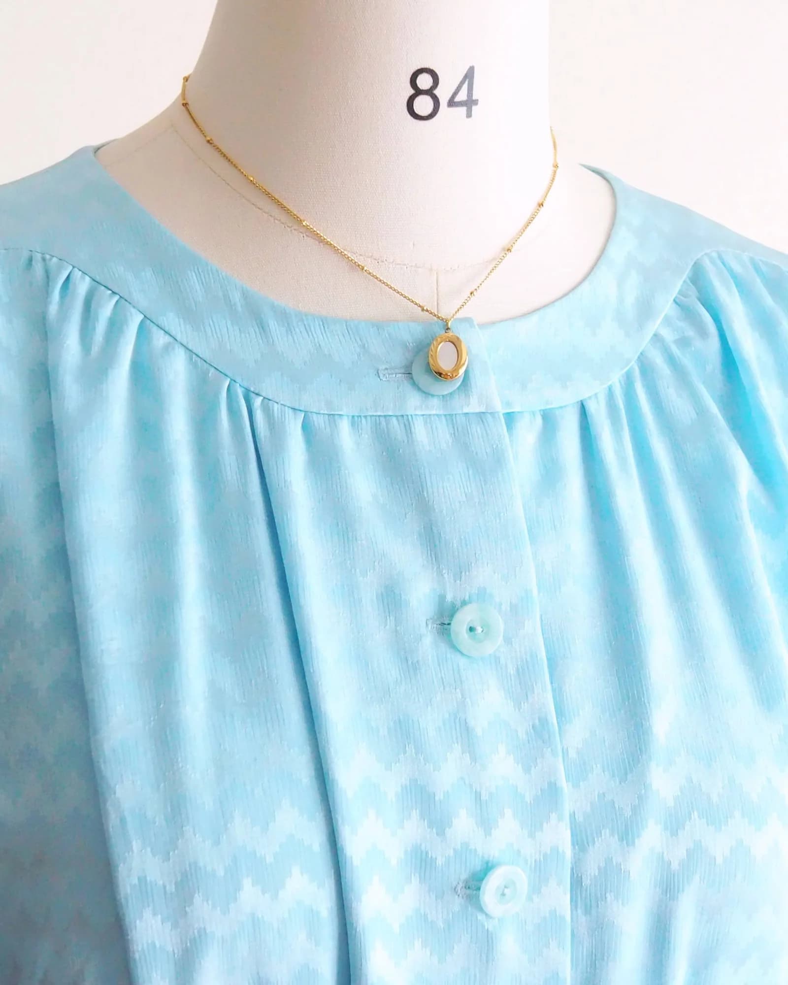 เดรสวินเทจ สีฟ้า baby blue ทรงตุ๊กตา