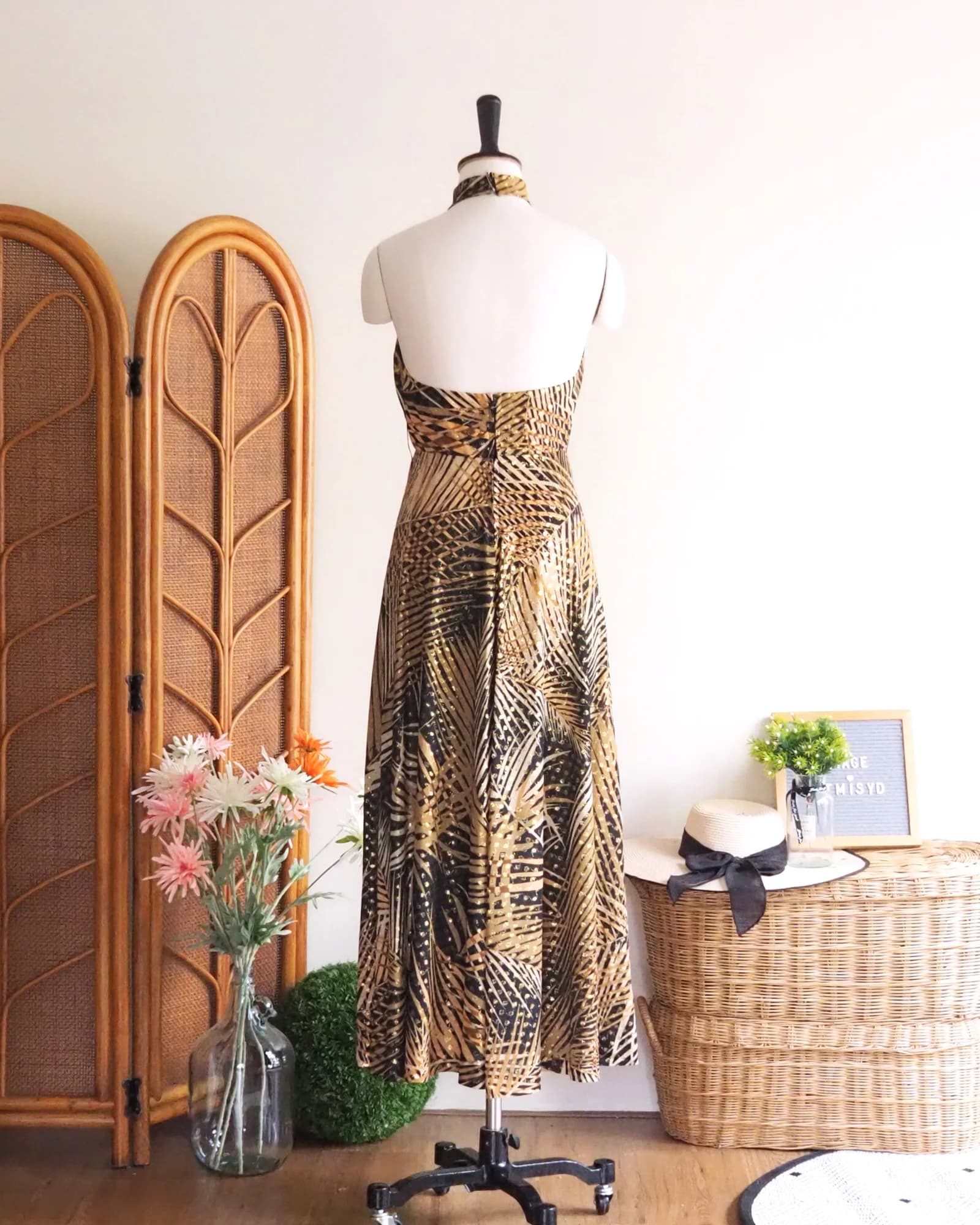 เดรสวินเทจ Maxi สีดำ/น้ำตาล ลายใบไม้